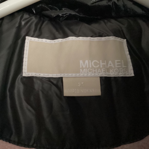 Michael Kors Toddler Girls Heavy Weight Coat, size 3T - Picture 5 of 15